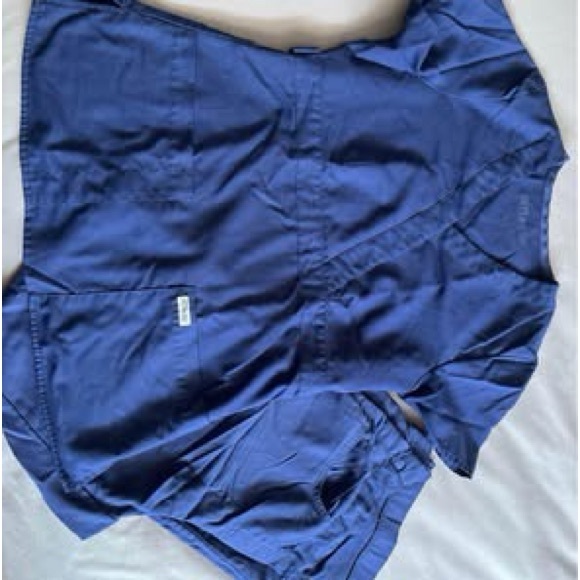 Greys Anatomy Scrub sets - Picture 2 of 4